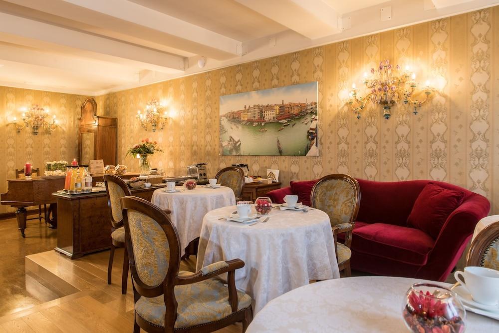 Gasthuis Palazzo Bembo - Exclusive Venetië