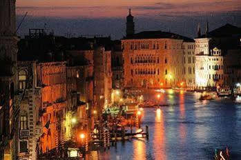 Palazzo Bembo - Exclusive 2* Venetië